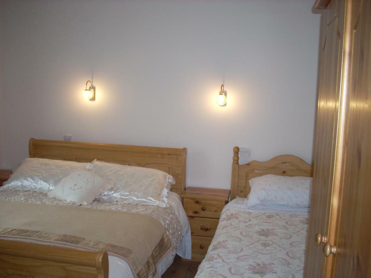 Golden Rose House Bed and Breakfast Knock  Eksteriør billede